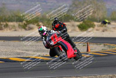 media/Nov-05-2022-SoCal Trackdays (Sat) [[f8d9b725ab]]/Turn 5 (940am)/